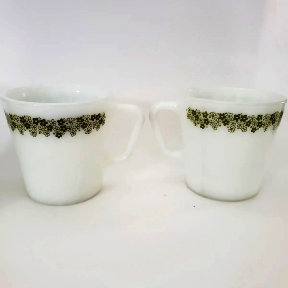 Milk Glass vintage mugs. Set of two. Spring Blossom Green tea mugs